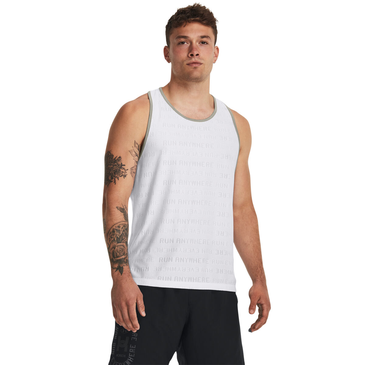 Levně Pánské běžecké tílko Under Armour Run Everywhere Singlet