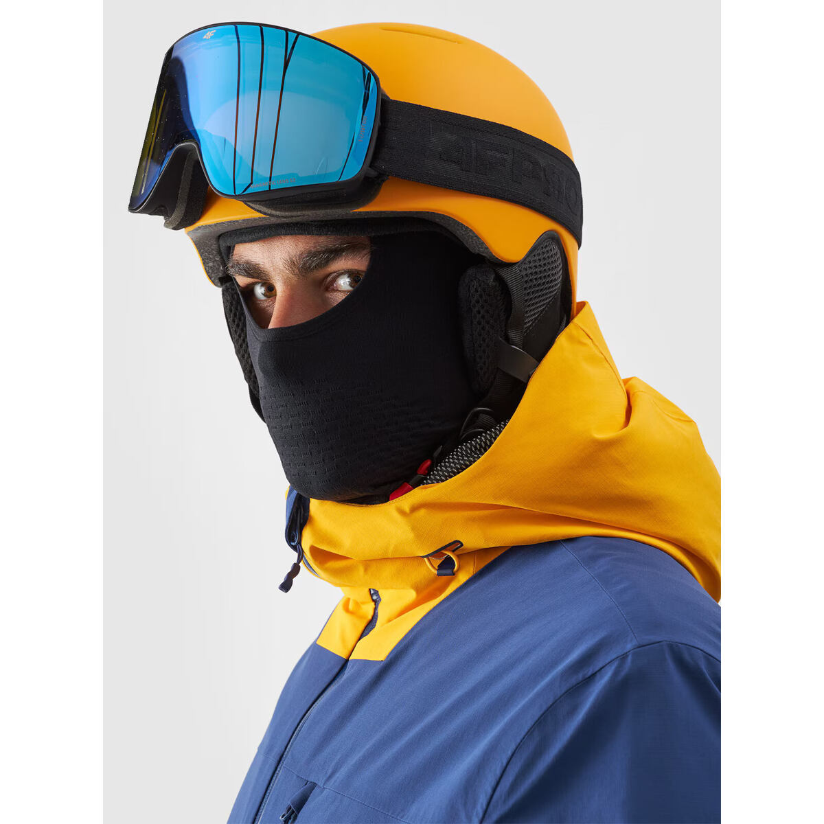 Levně Lyžařská helma unisex 4F